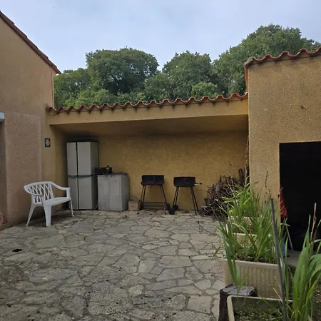 Spacious 3-bedroom House With Garden Near Collioure & Spain * Montesquieu (Pyrenees-Orientales)