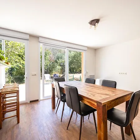 Spacious 3-bedroom House With Garden Near Collioure & Spain Villa