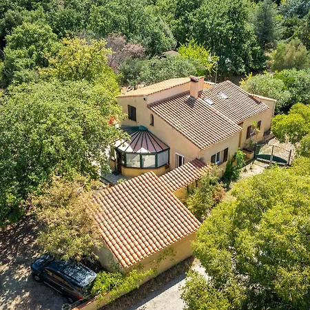 Spacious 3-bedroom House With Garden Near Collioure & Spain