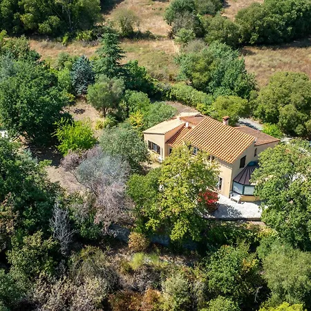 Spacious 3-bedroom House With Garden Near Collioure & Spain Villa